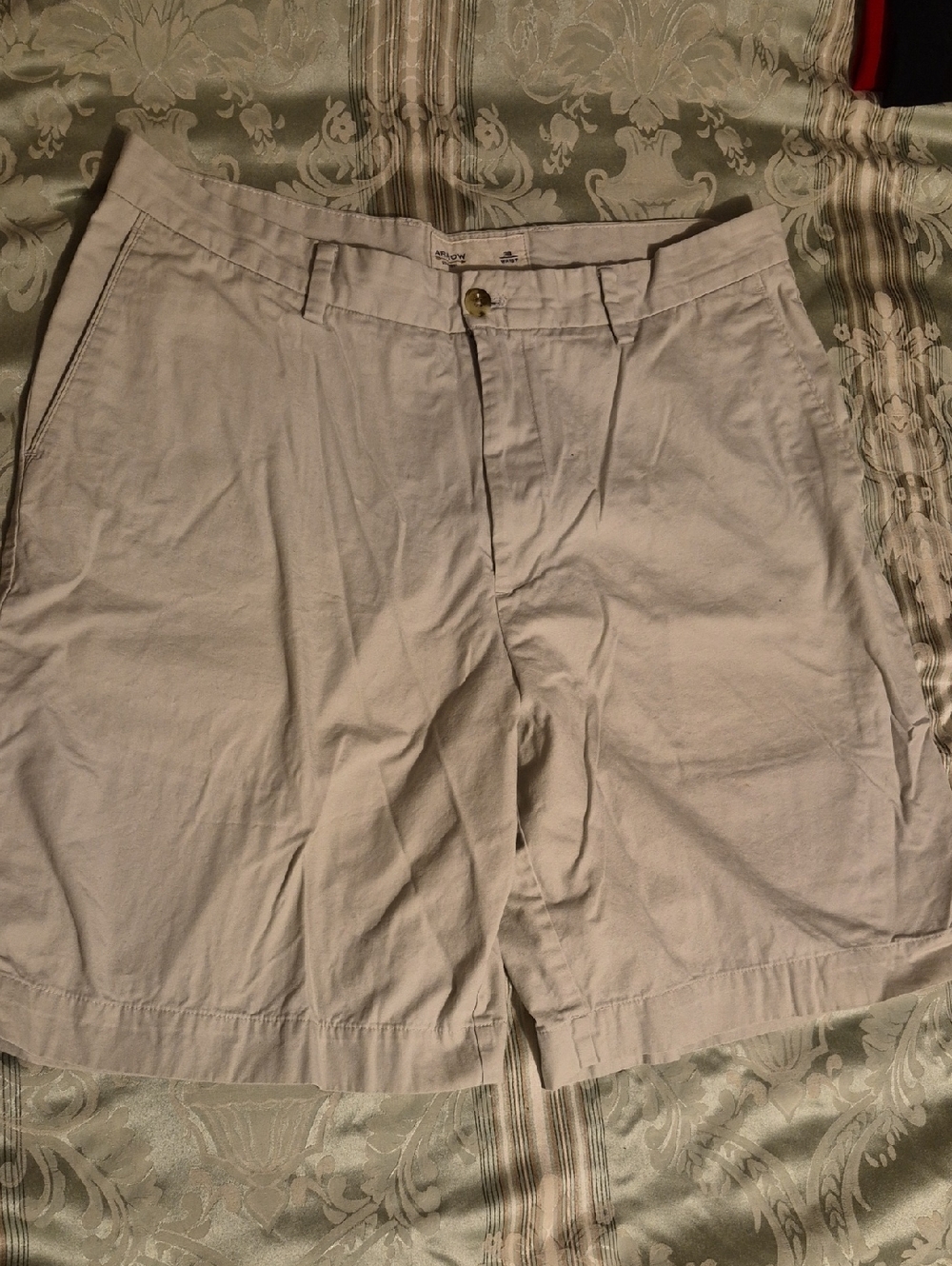 Arrow Men's Tan/Beige Flat-Front Chino Shorts